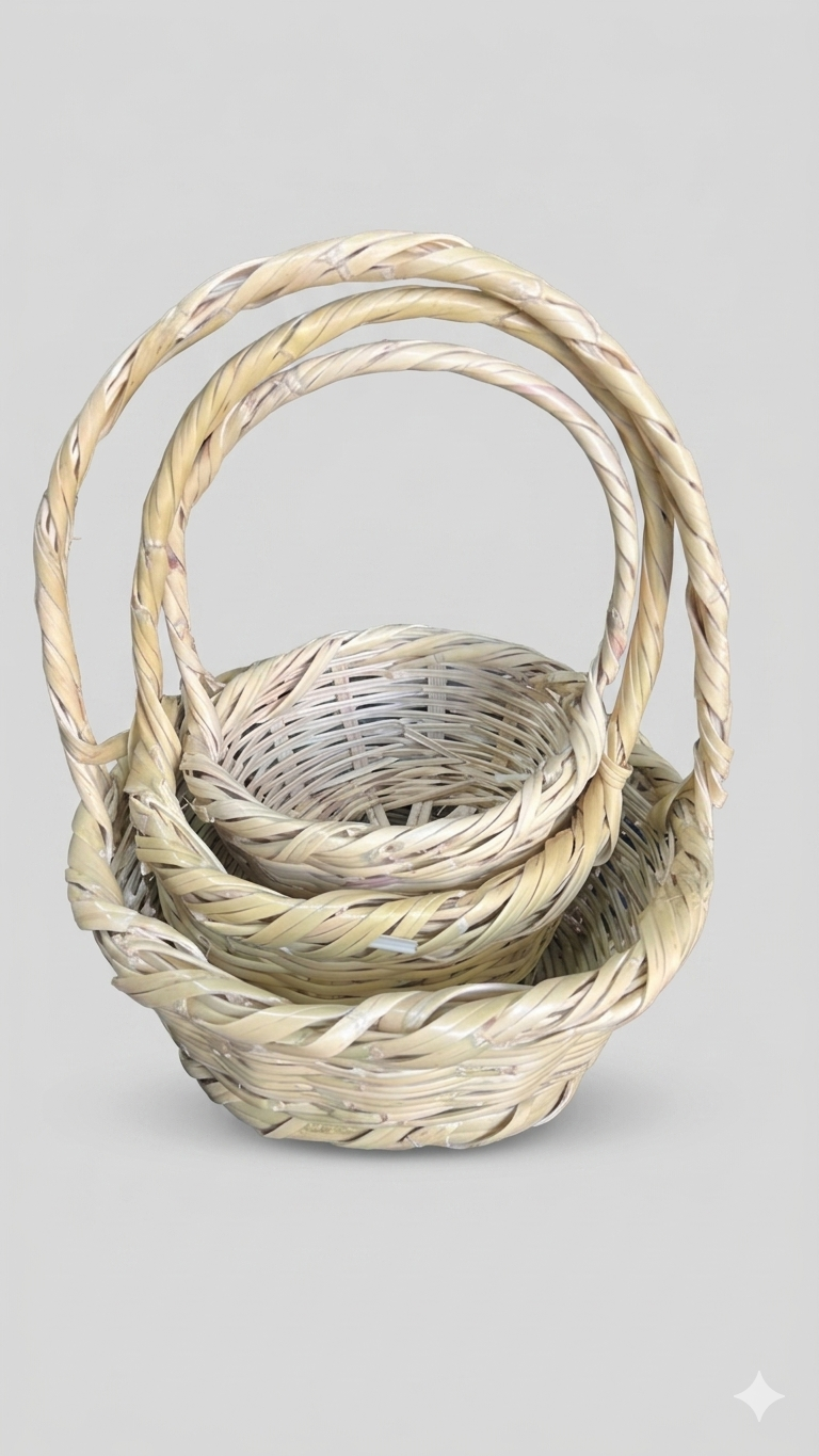 Traditional Wicker Serving and Storage Basket