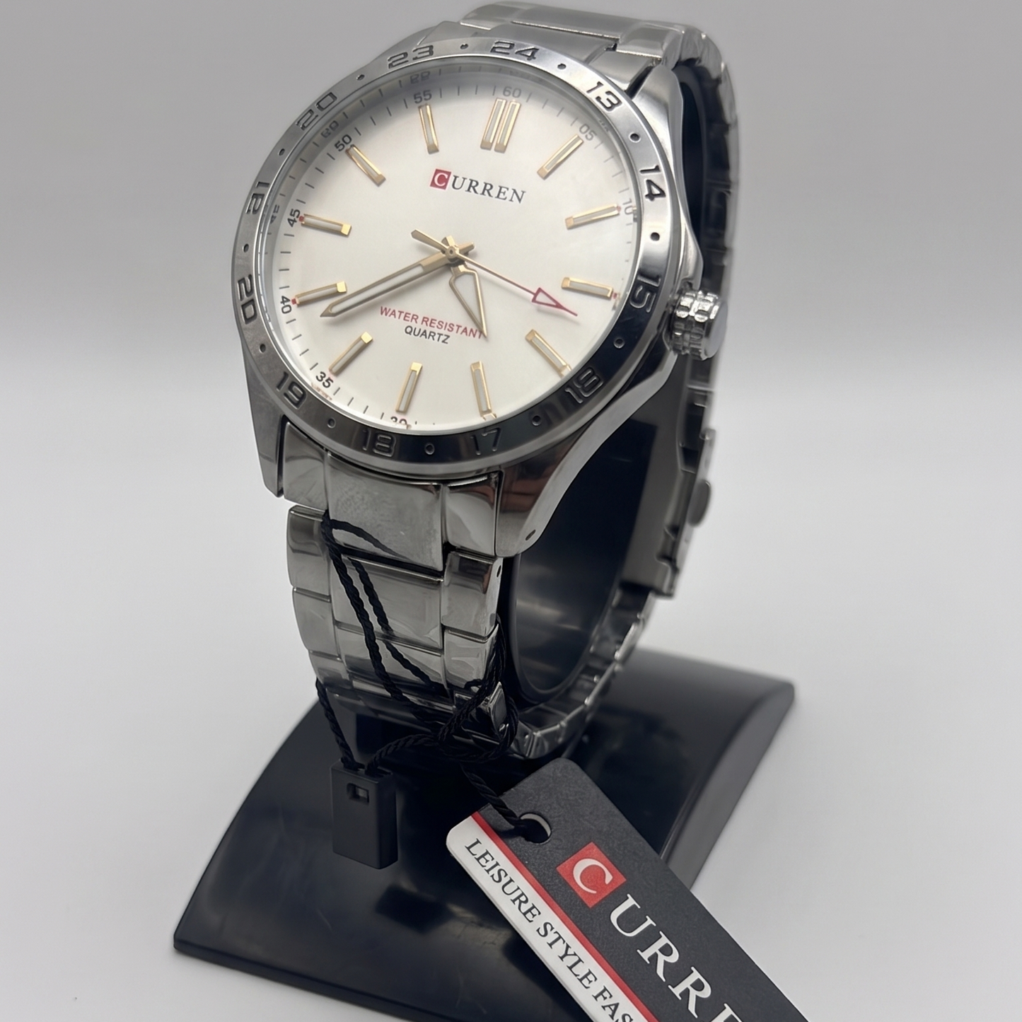 Curren Leisure Style Men's Stainless Steel Watch – Silver & Off-White Dial